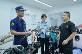 Bị thương nặng? Thám trưởng Triệu: Ngoại viện nam Quảng Châu Moore bị đứt gân chân trái